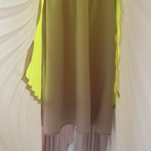 SOLD BCBG Dress Size 2 - Picture 8 of 11